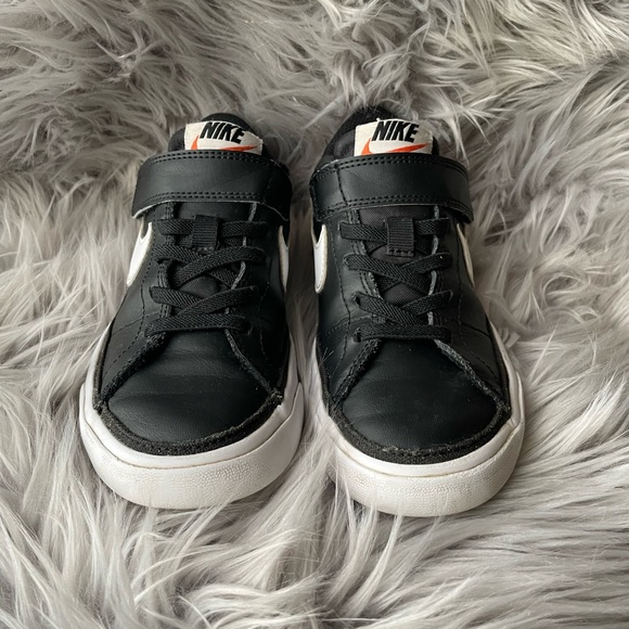 Nike Shoes - Picture 10 of 12